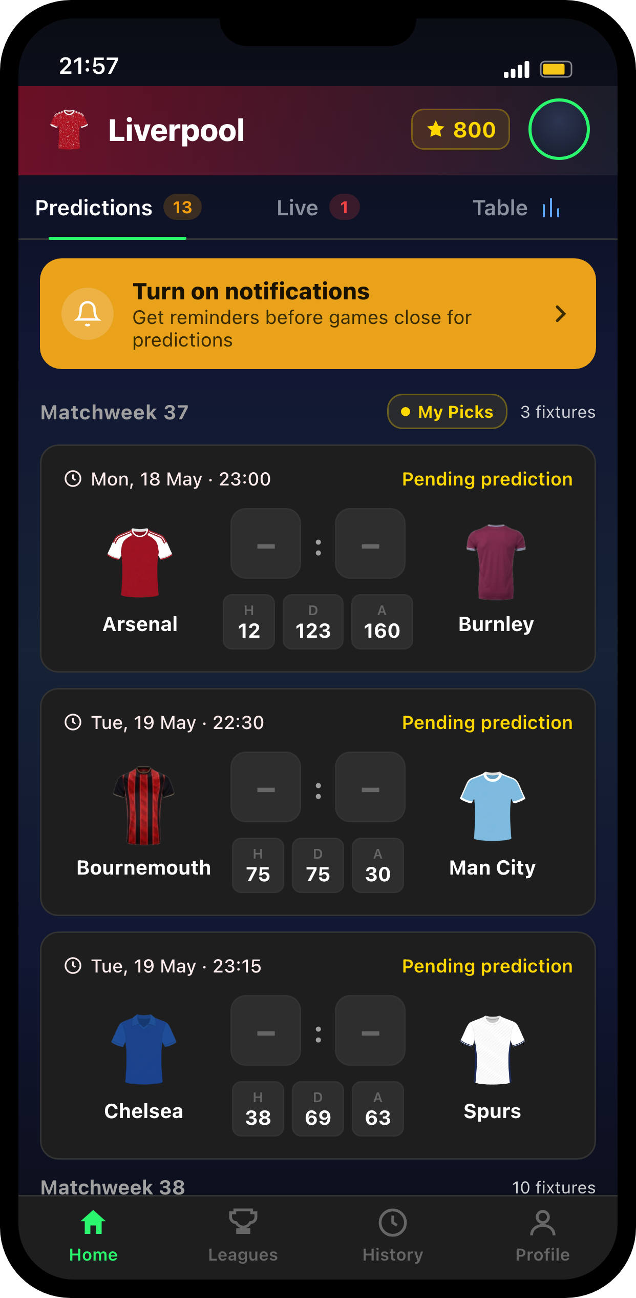 Predictions screen with matchweek fixtures